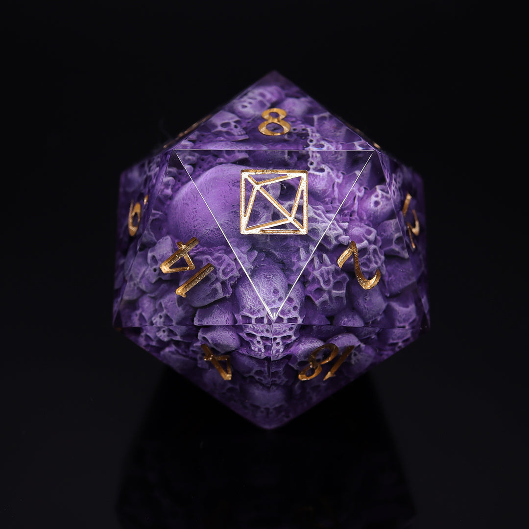 D20 Pile of Skulls 30mm/1.18" (purple/gold)
