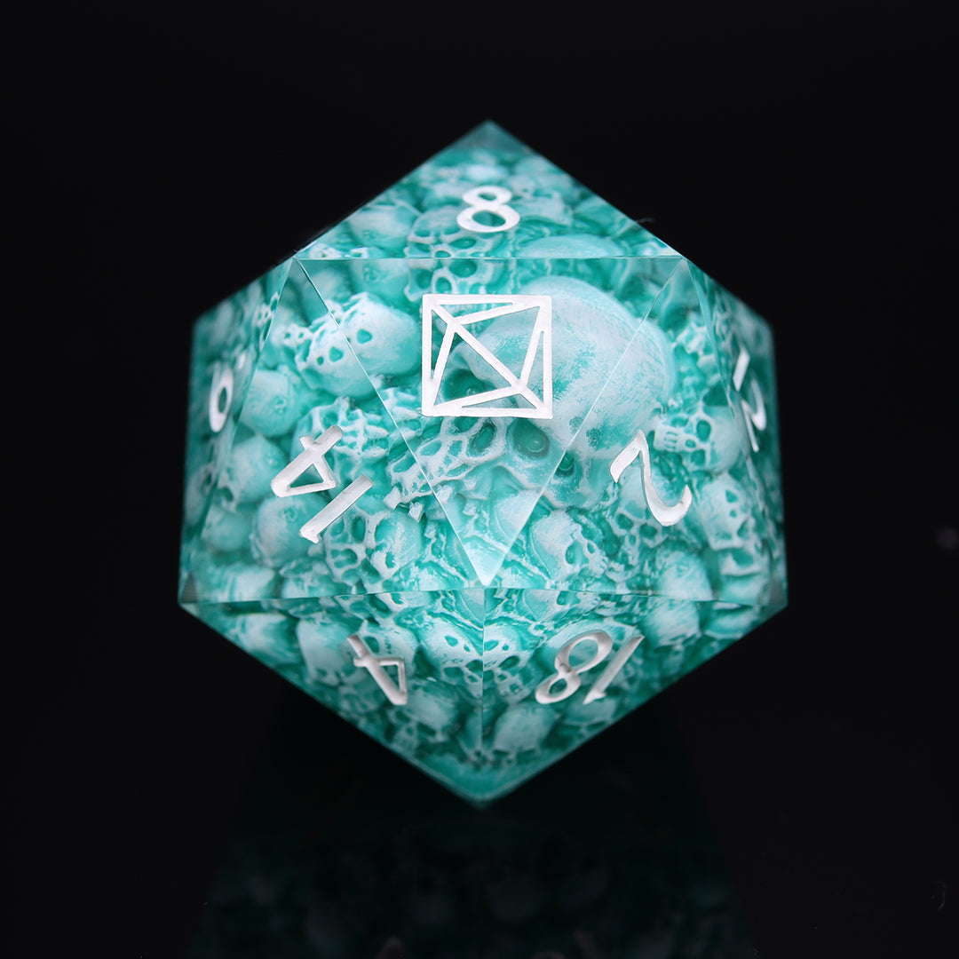 D20 Pile of Skulls 30mm/1.18" (ETHEREAL)